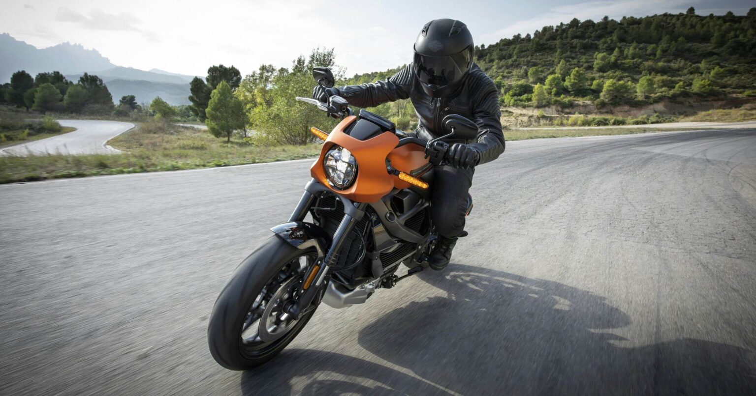 Die schoensten Motorradtouren in Deutschland vorgestellt Unsplash