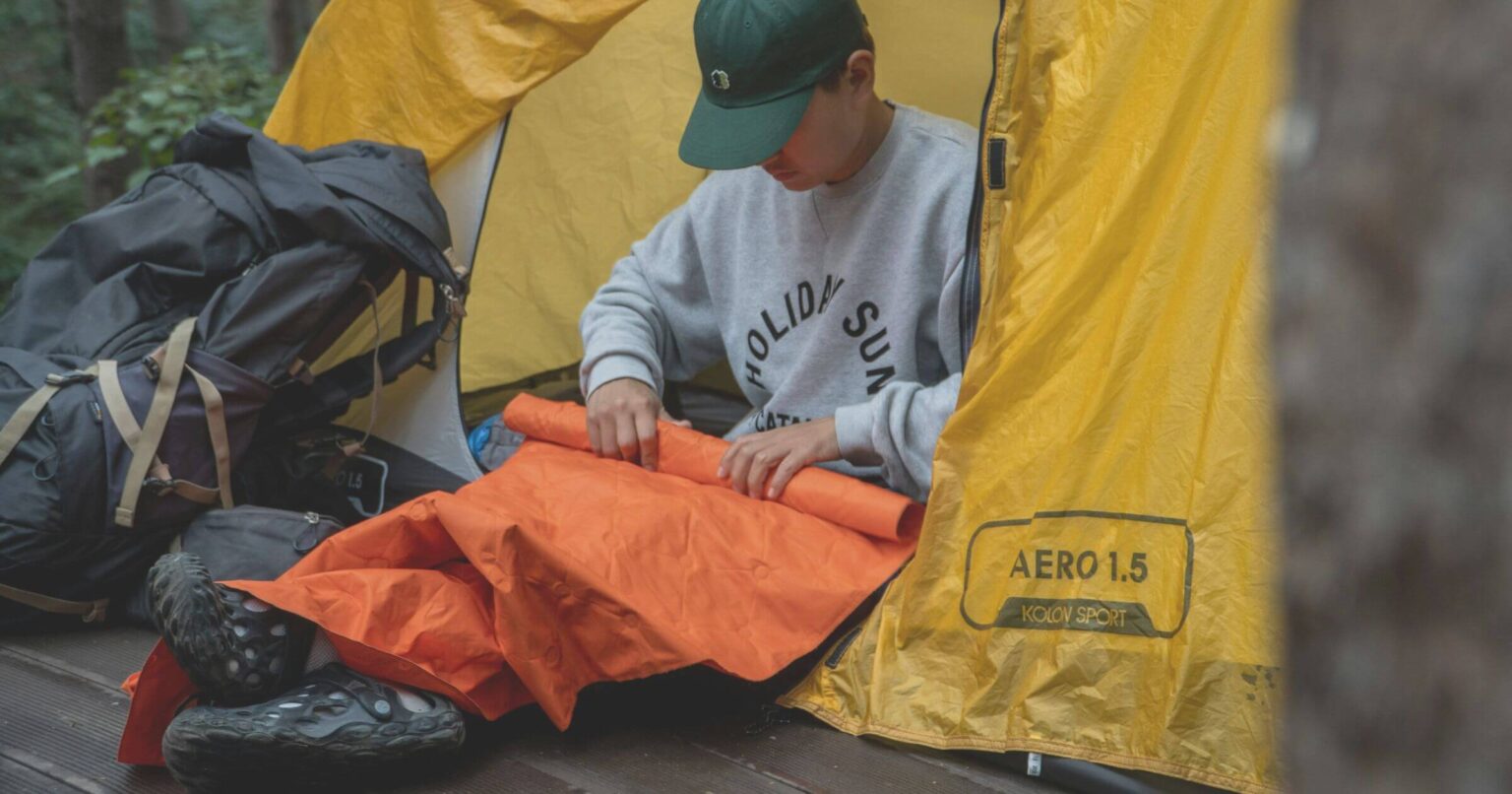 Leichte und packbare Motorrad-Isomatten fuer Campingausfluege Empfehlungen Unsplash