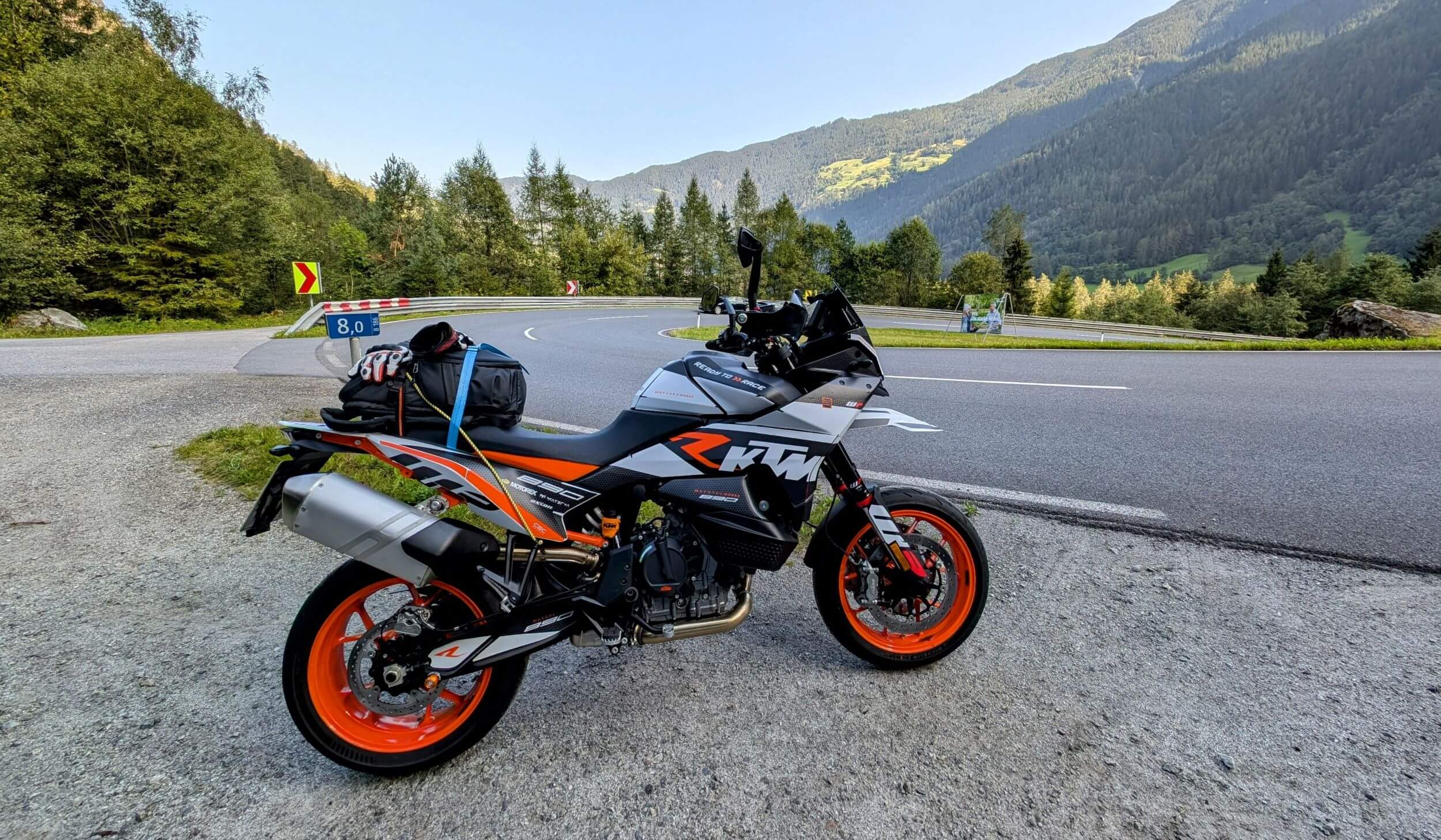 Minimale Ausruestung fuer 3 Tage Suedtirol mit dem Motorrad Minimale Ausruestung fuer 3 Tage Suedtirol mit dem Motorrad