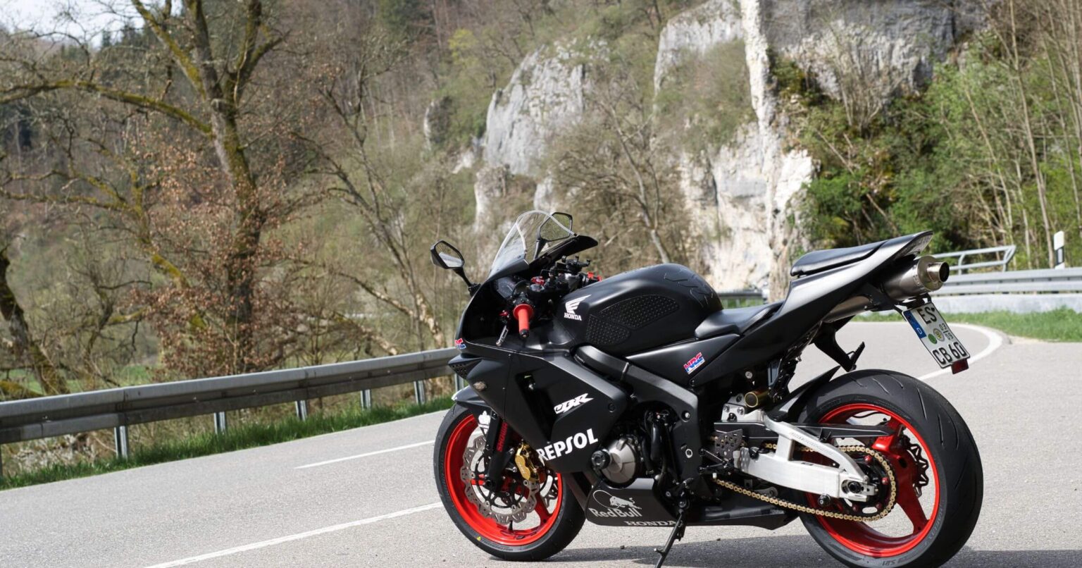 Touring mit der Supersport: So macht es Spaß!