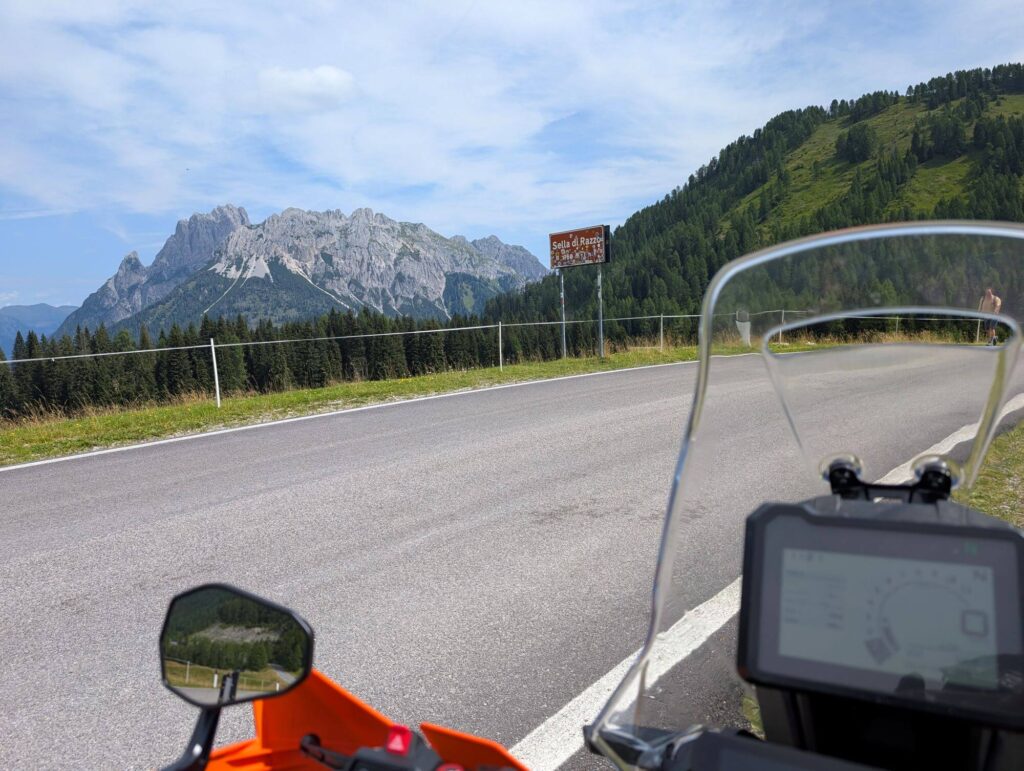 Sella di Razzo Pass